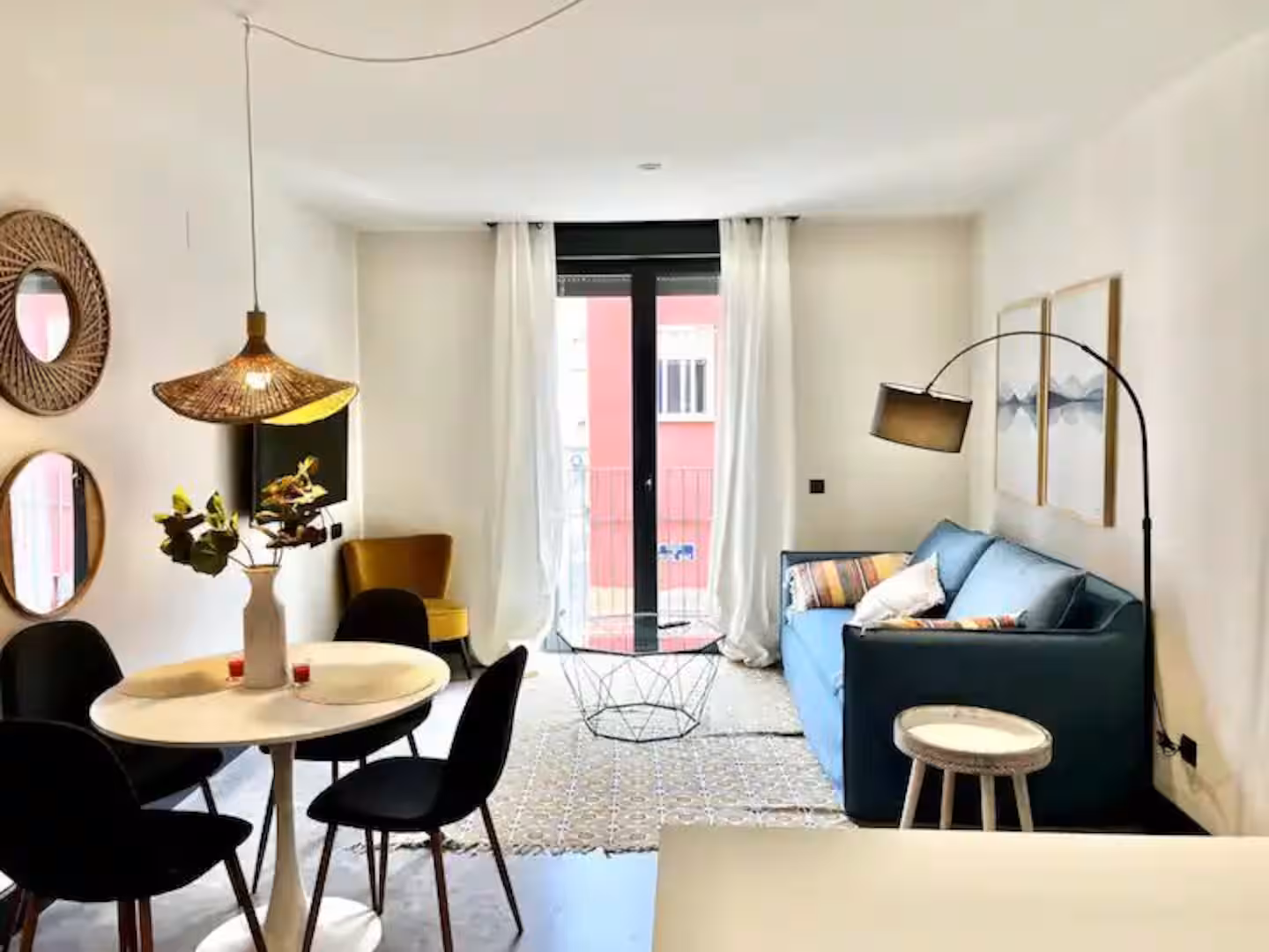 Interior del apartamento corporativo — imagen 1